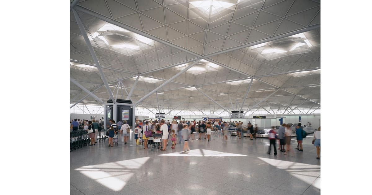 Stansted Airport Transfer Pickup From-To Hammersmith London