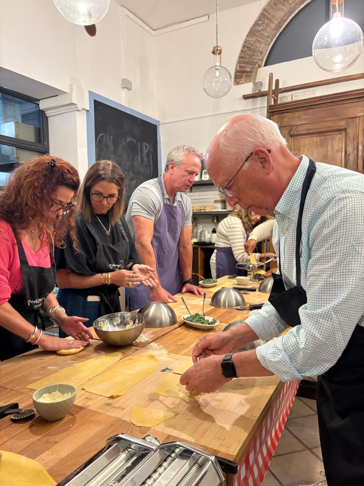 Florence Pasta making class with 2 Pastas, Tiramisu & Wine
