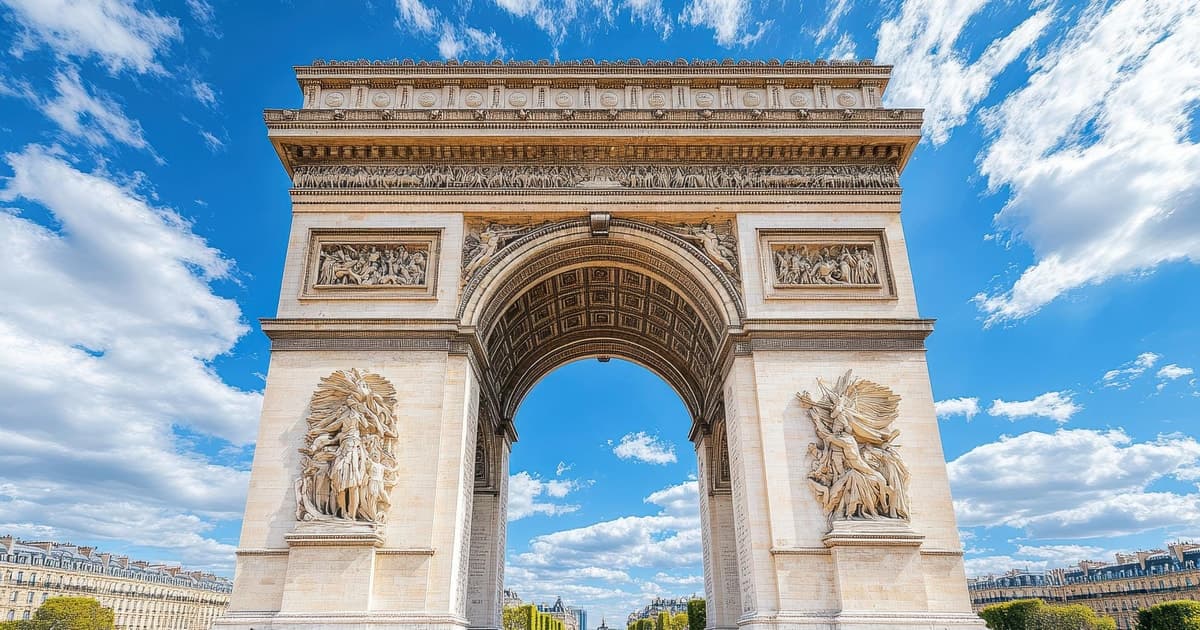 Paris: Arc de Triomphe Exclusive Private Guided Tour