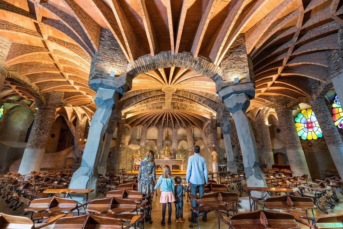 Highlights Guided visit to Gaudi's Crypt and Colonia Güell