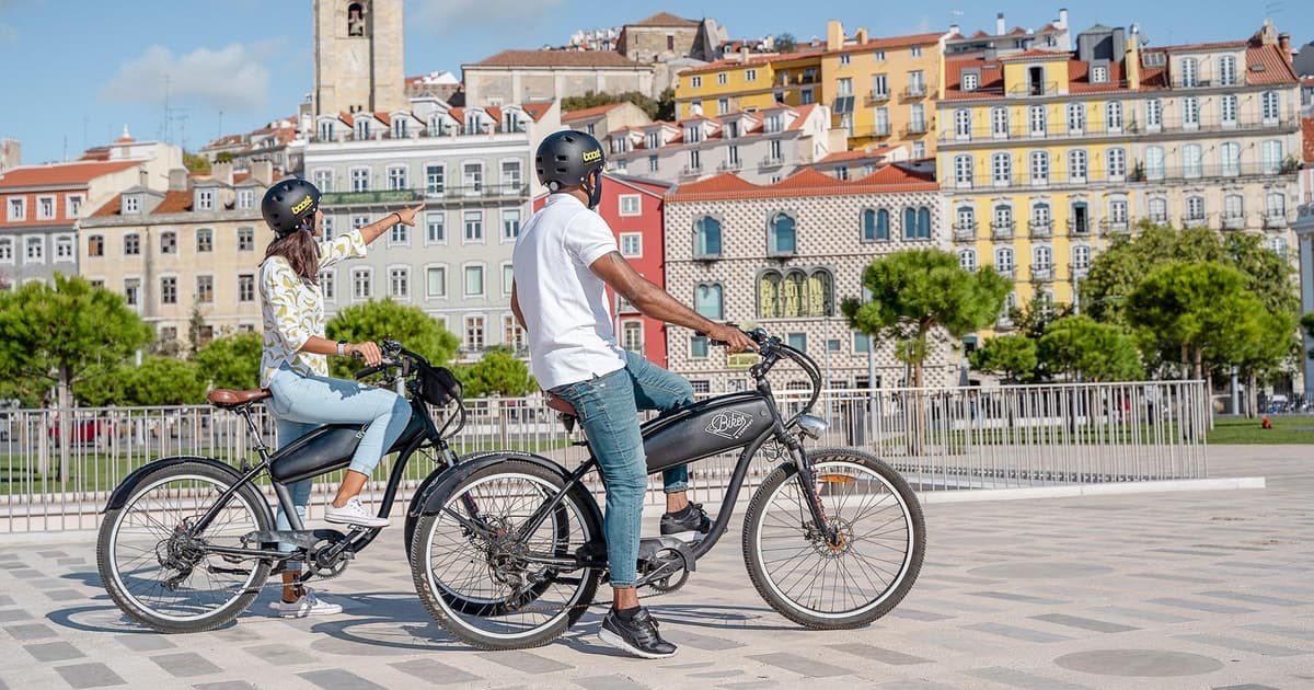 Lisbon: Hills, Alfama, and Mouraria Tour by Electric Bike