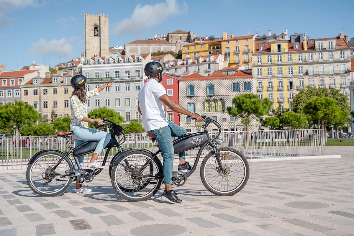 Lisbon: Hills, Alfama, and Mouraria Tour by Electric Bike