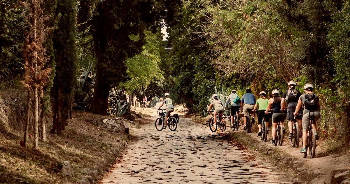 Rome: Appian Way & Roman Aqueducts Guided E-Bike Tour