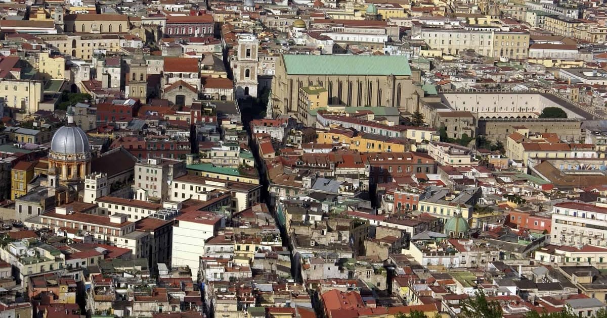 Recorrido a pie por Nápoles: visita guiada desde el centro histórico hasta el paseo marítimo