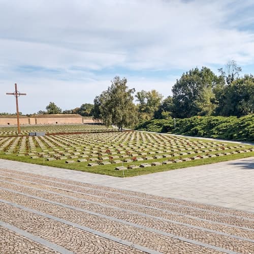 Terezín: Excursión de un día a un campo de concentración con transporte desde Praga