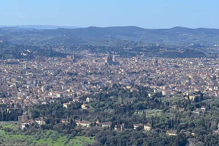 Hiking Florence Tuscany hills with lunch & wine