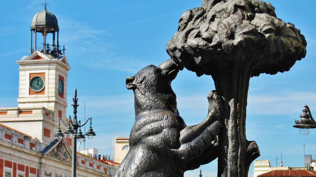 El Oso y El Madroño monument, Madrid